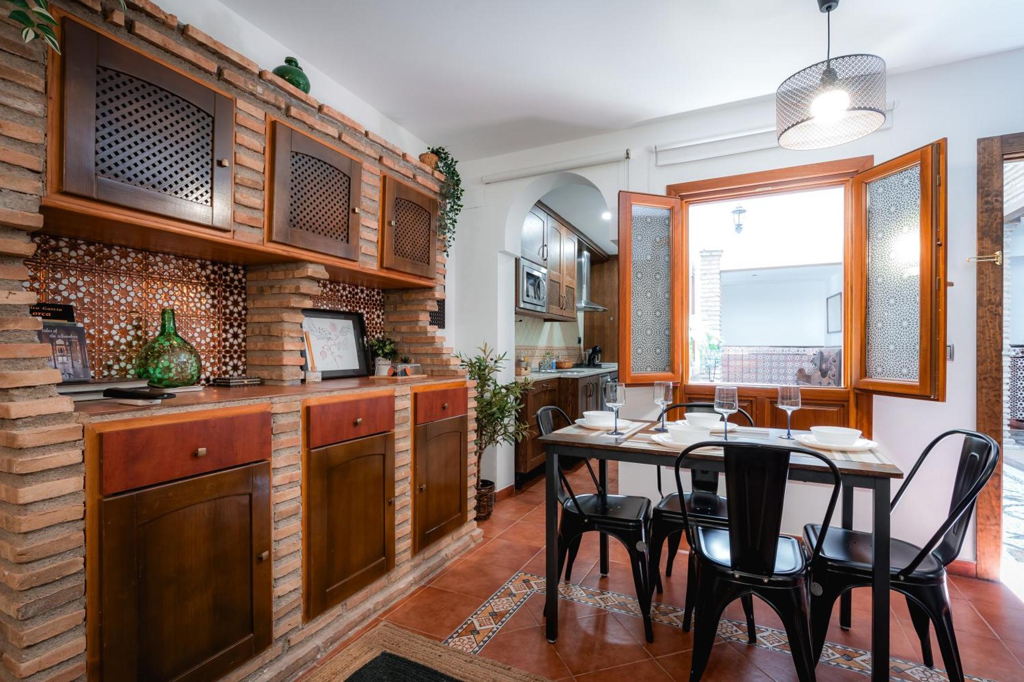 Qh Santa Ana Apartment